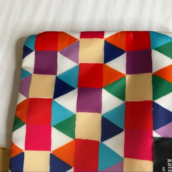 Kate Spade Makeup/Travel Pouch - Picture 3 of 9